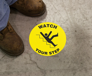 Round Floor Sign: Watch Your Step – Signs & Labels
